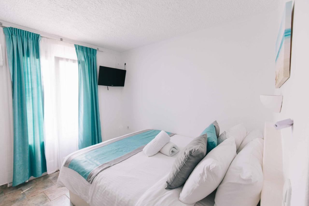 Kafieris View Aparthotel Firostefani Ngoại thất bức ảnh